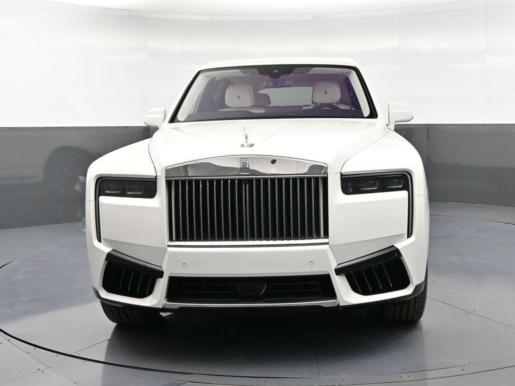 new 2026 Rolls-Royce Cullinan car, priced at $512,750