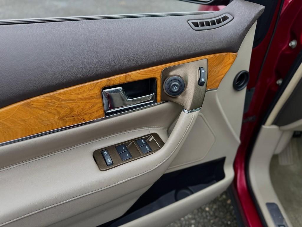 used 2013 Lincoln MKX car, priced at $7,997
