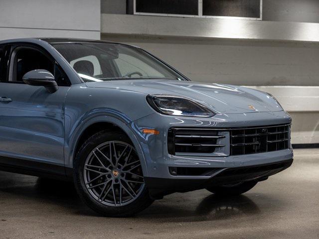 new 2025 Porsche Cayenne car, priced at $114,585