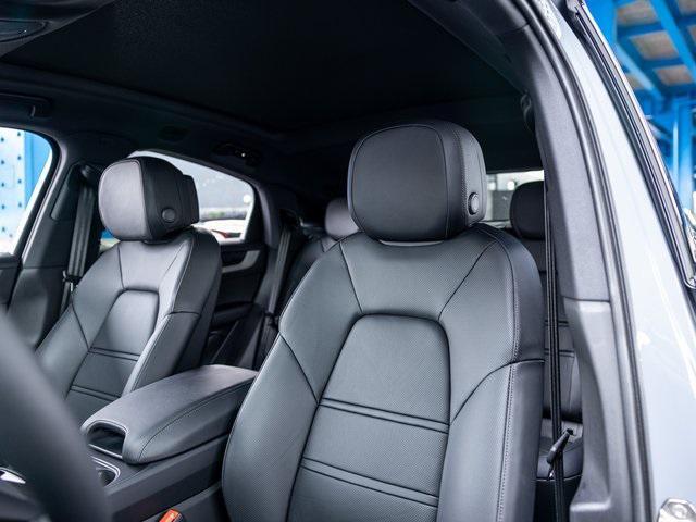 new 2025 Porsche Cayenne car, priced at $114,585