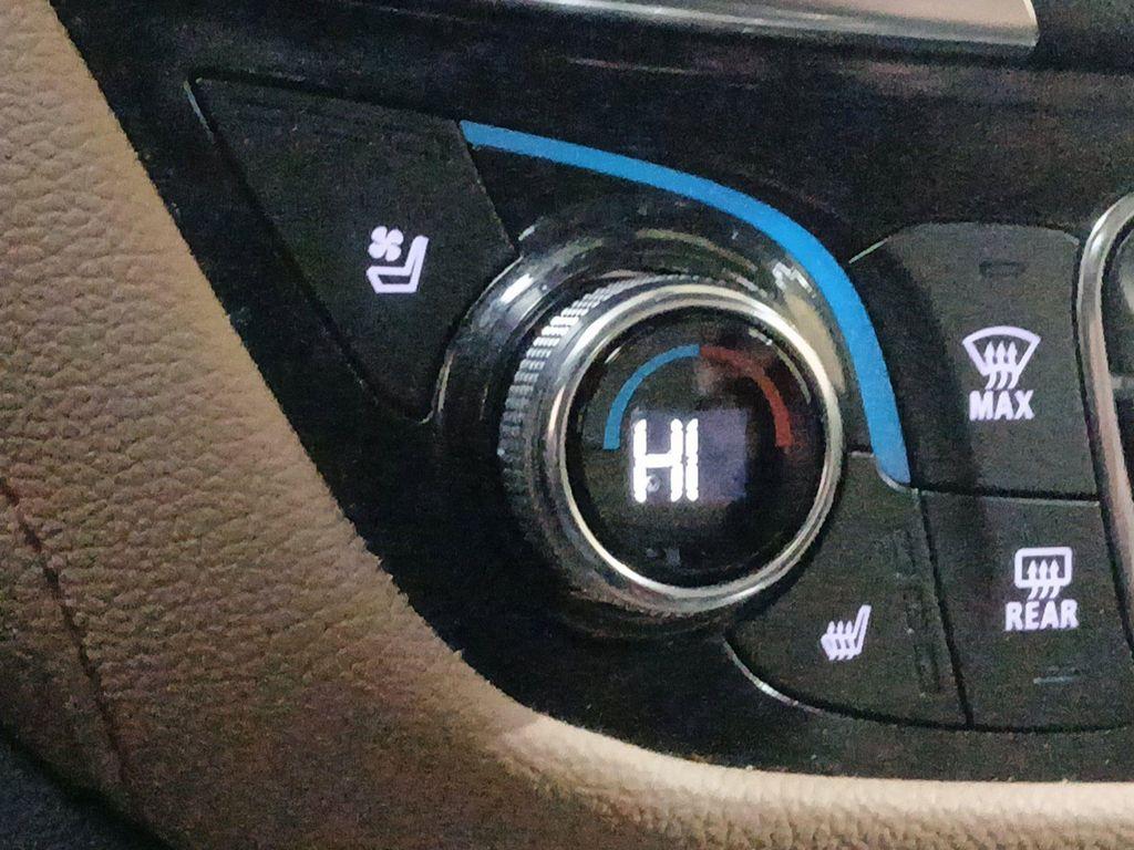 used 2022 Chevrolet Equinox car, priced at $23,900