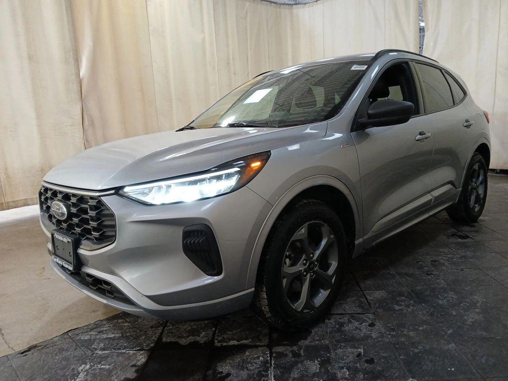 used 2023 Ford Escape car, priced at $20,900