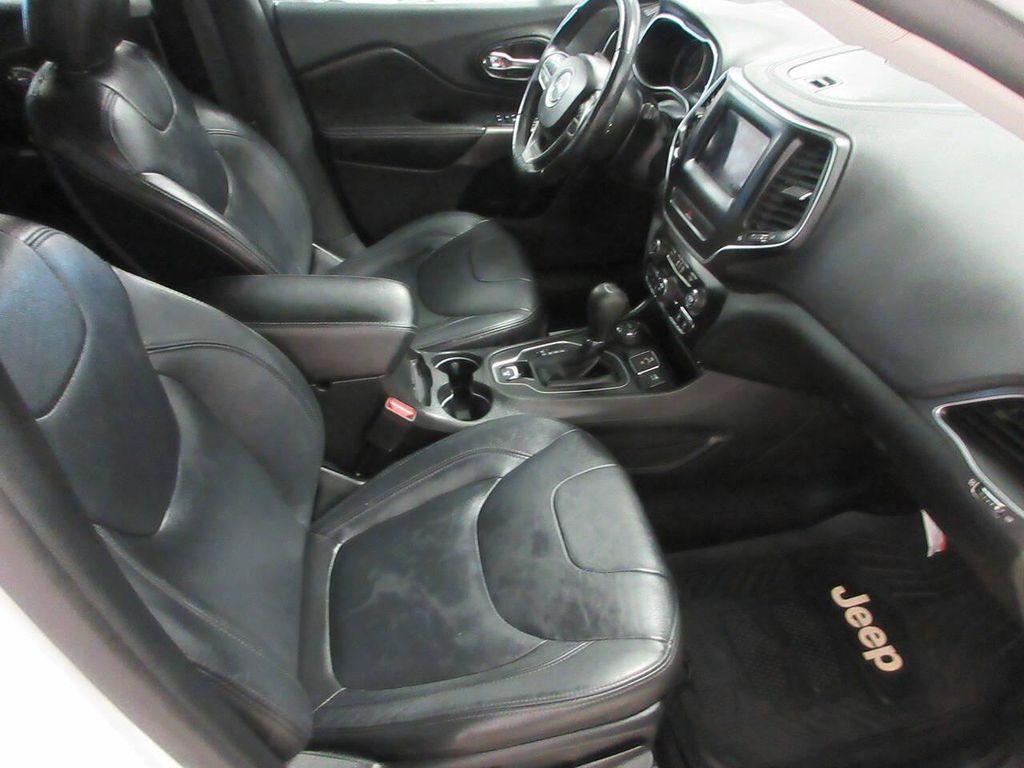 used 2019 Jeep Cherokee car, priced at $10,995
