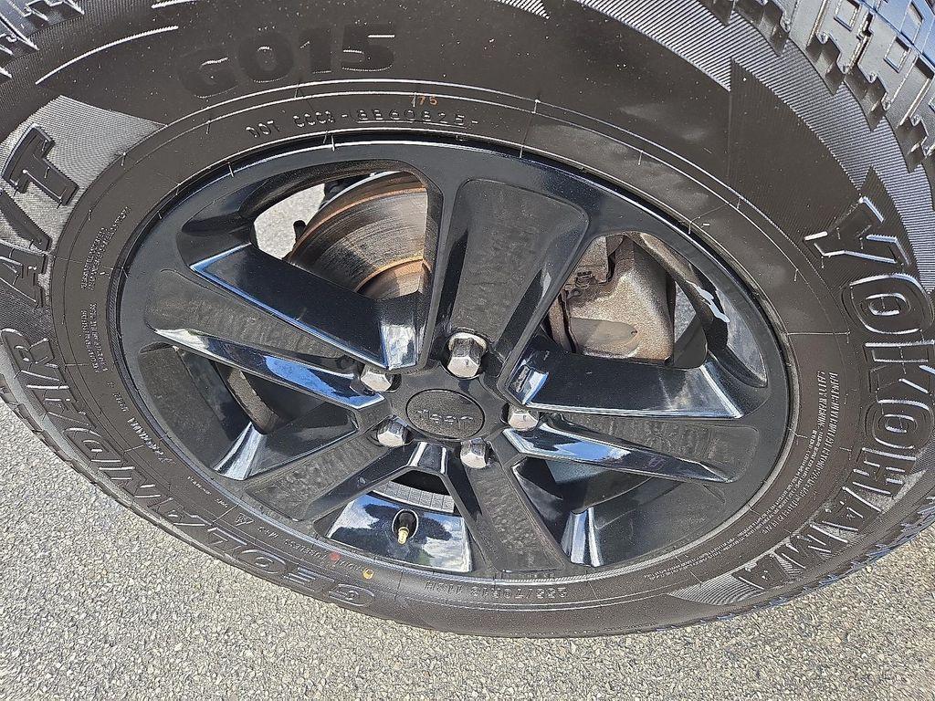 used 2022 Jeep Gladiator car, priced at $29,900