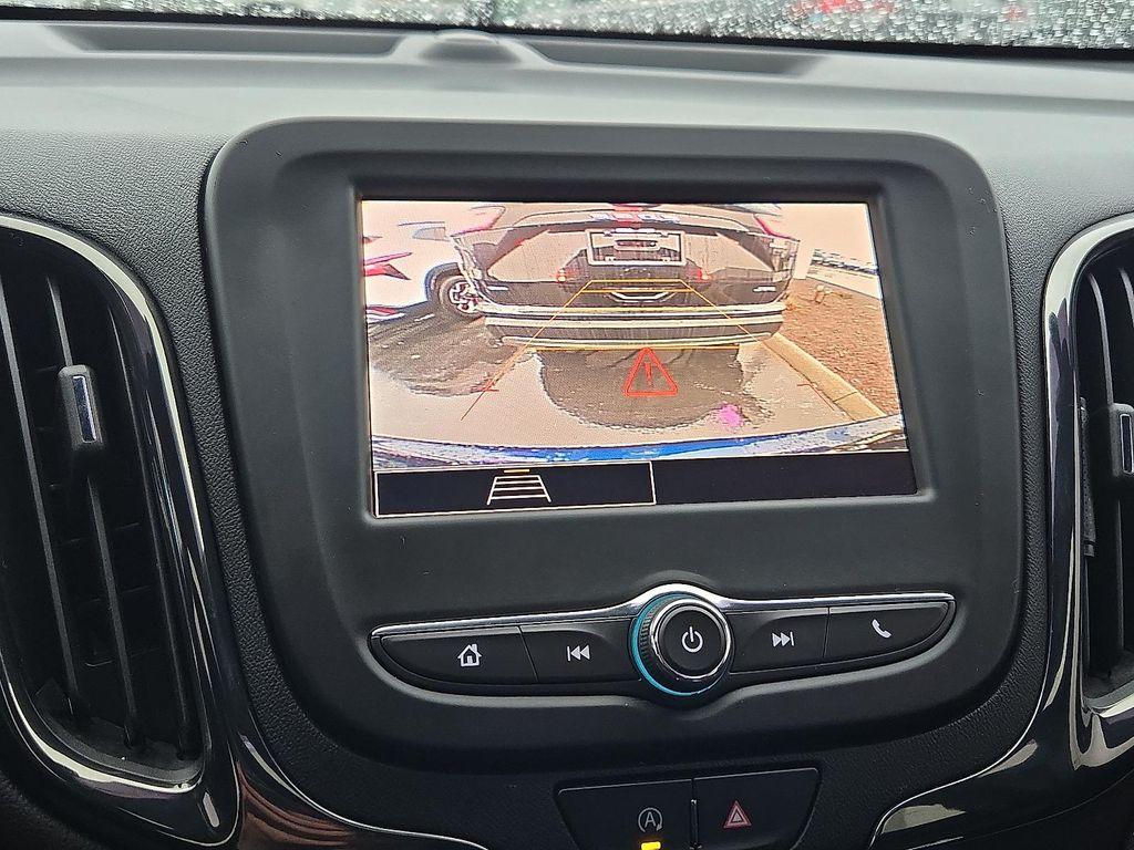 used 2022 Chevrolet Equinox car, priced at $23,500