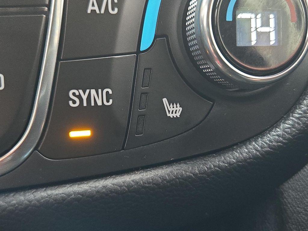 used 2022 Chevrolet Equinox car, priced at $23,500