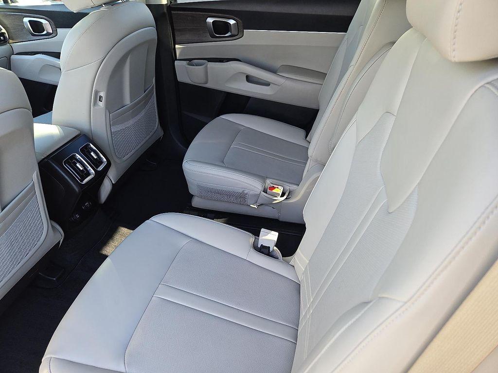 used 2023 Kia Sorento car, priced at $28,750