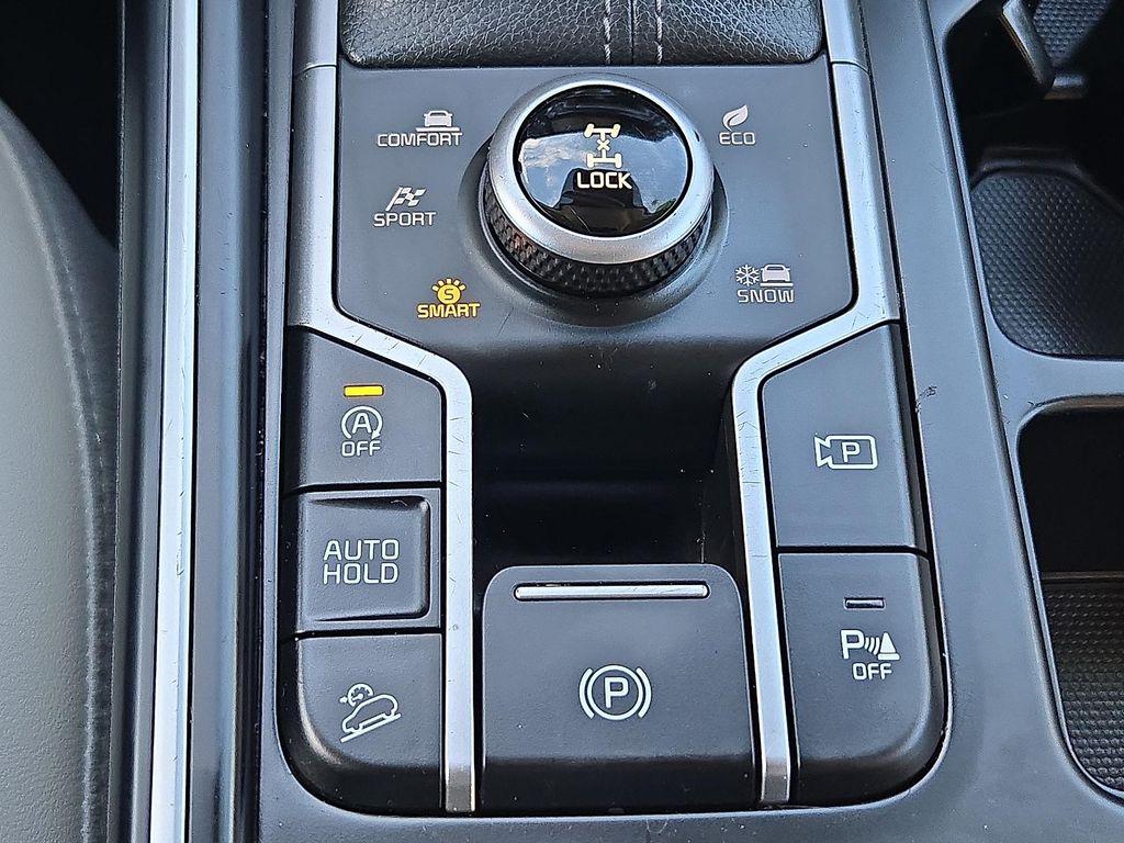 used 2023 Kia Sorento car, priced at $28,750