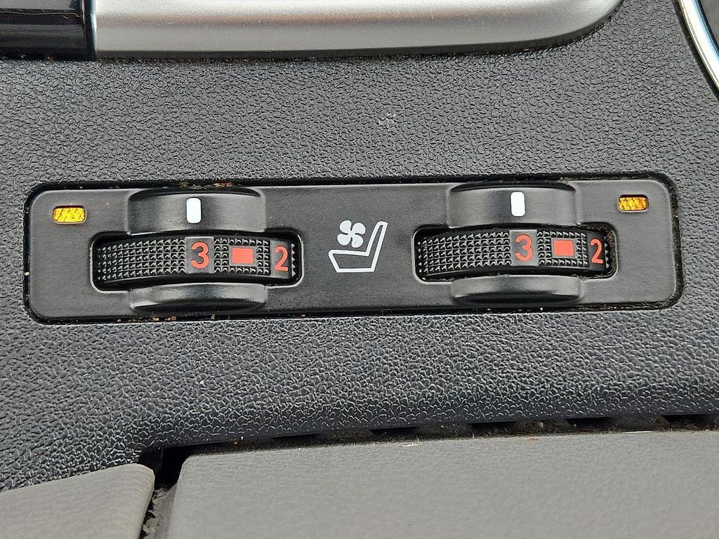 used 2019 Toyota Highlander car, priced at $24,500