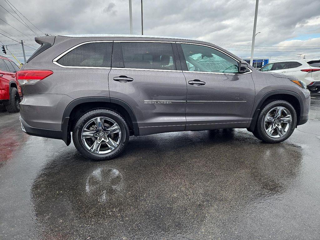 used 2019 Toyota Highlander car, priced at $24,500