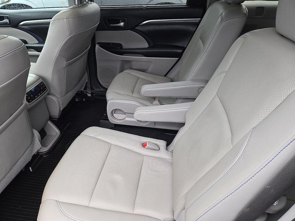 used 2019 Toyota Highlander car, priced at $24,500
