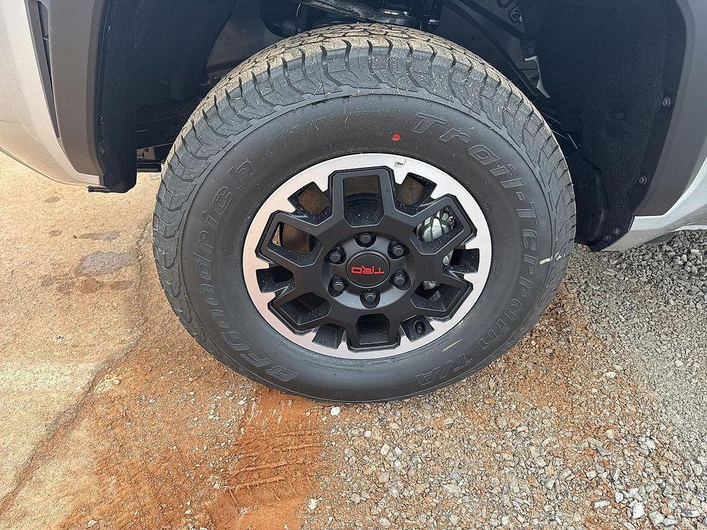 new 2025 Toyota Tacoma car