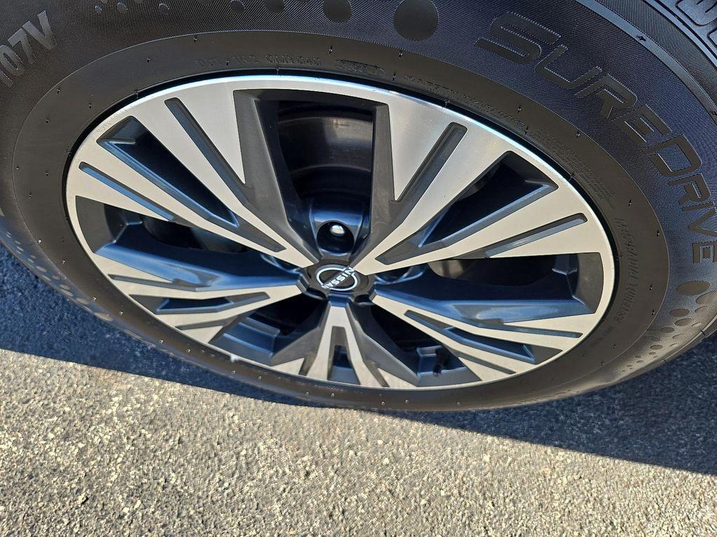 used 2023 Nissan Rogue car, priced at $21,300