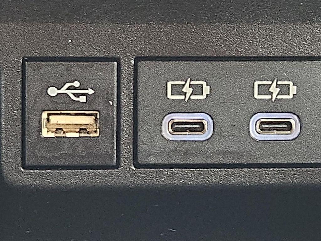 used 2024 Toyota Highlander car, priced at $40,900