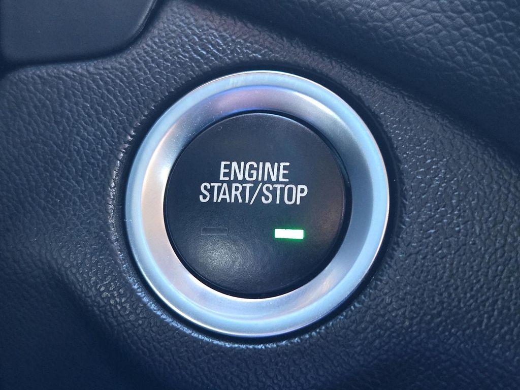 used 2022 Chevrolet Equinox car, priced at $21,750