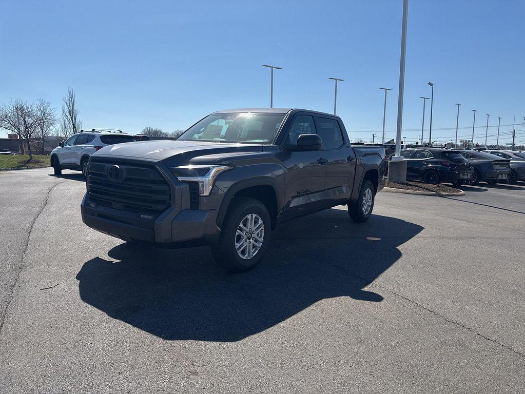 new 2025 Toyota Tundra car