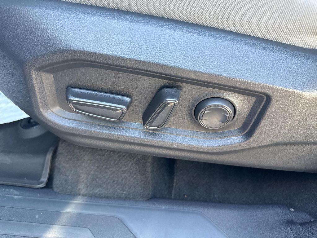 new 2025 Toyota Tundra car