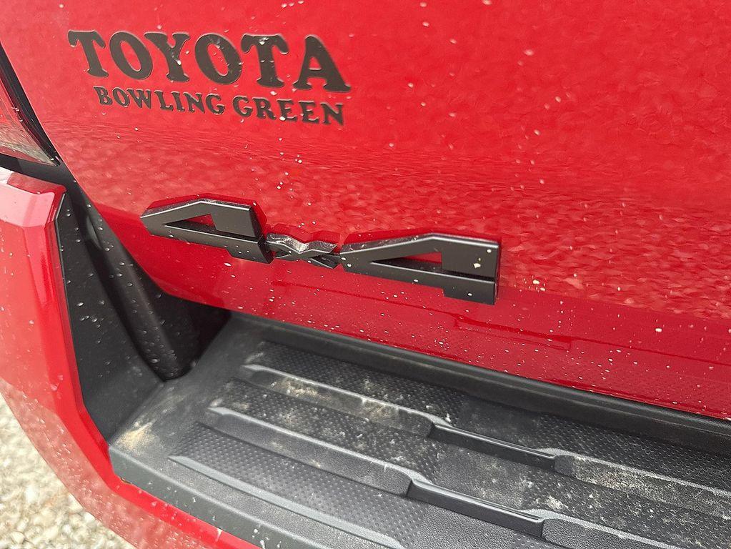 new 2025 Toyota Tacoma Hybrid car