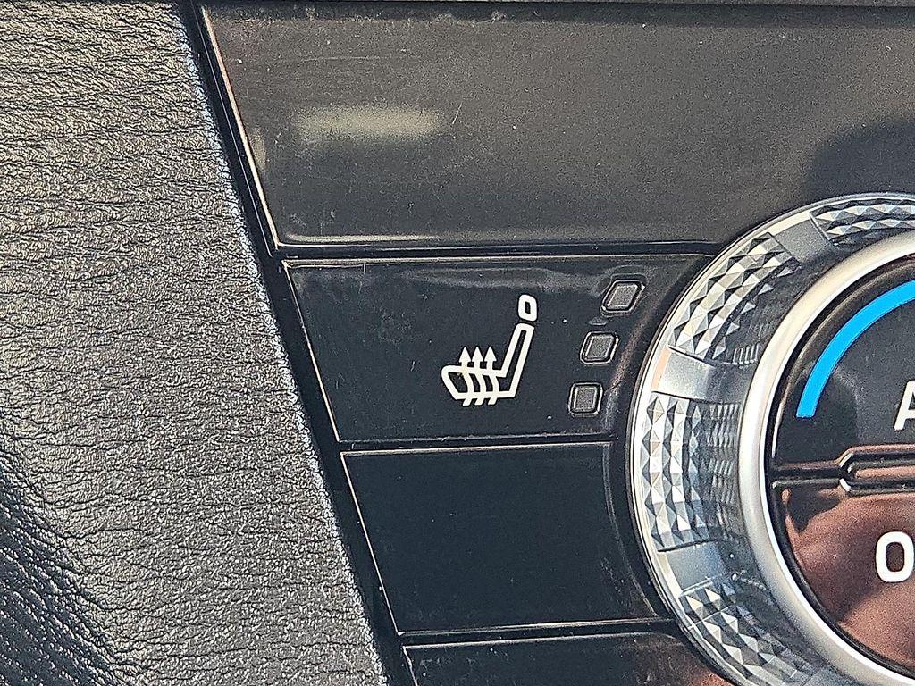 used 2024 Mitsubishi Outlander car, priced at $25,750