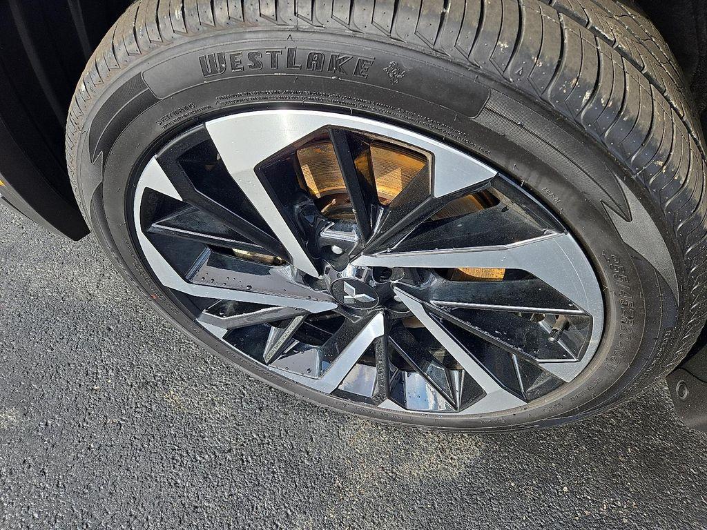 used 2024 Mitsubishi Outlander car, priced at $25,750