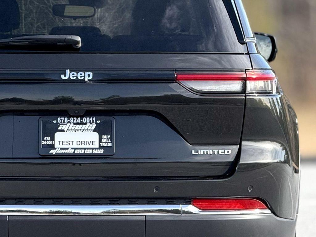 used 2023 Jeep Grand Cherokee car, priced at $30,999