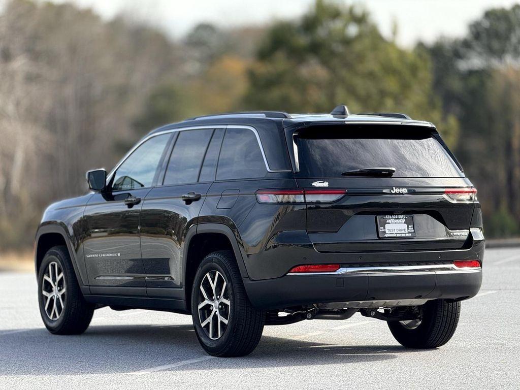 used 2023 Jeep Grand Cherokee car, priced at $30,999