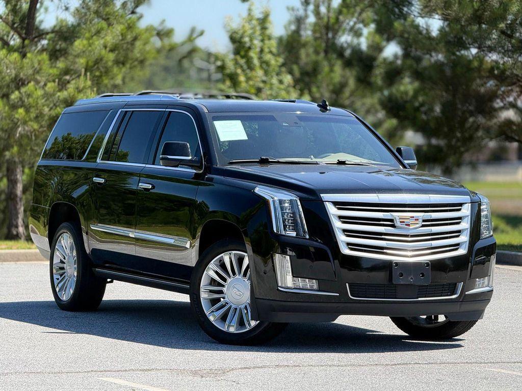 used 2019 Cadillac Escalade ESV car, priced at $35,717