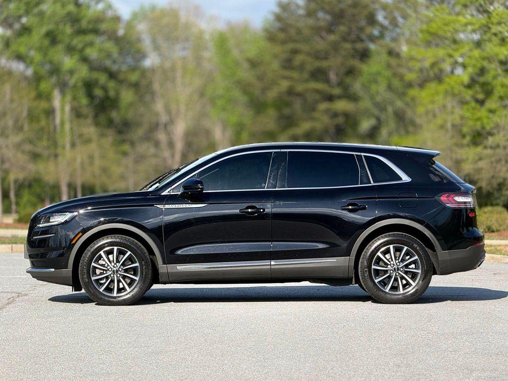 used 2022 Lincoln Nautilus car, priced at $23,699