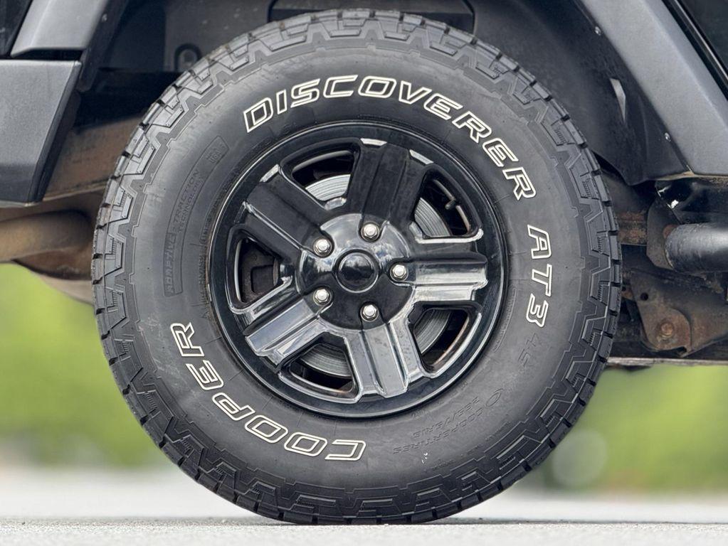 used 2016 Jeep Wrangler Unlimited car, priced at $16,899