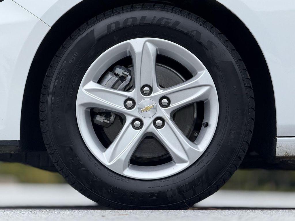 used 2024 Chevrolet Malibu car, priced at $15,869