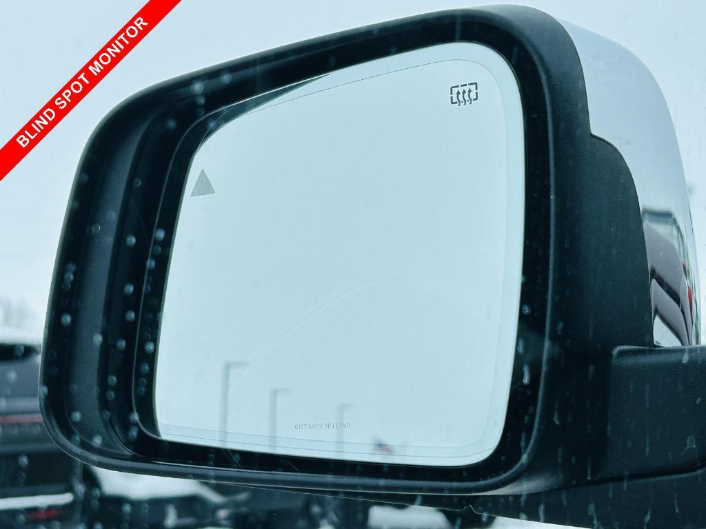 used 2017 Jeep Grand Cherokee car, priced at $15,000