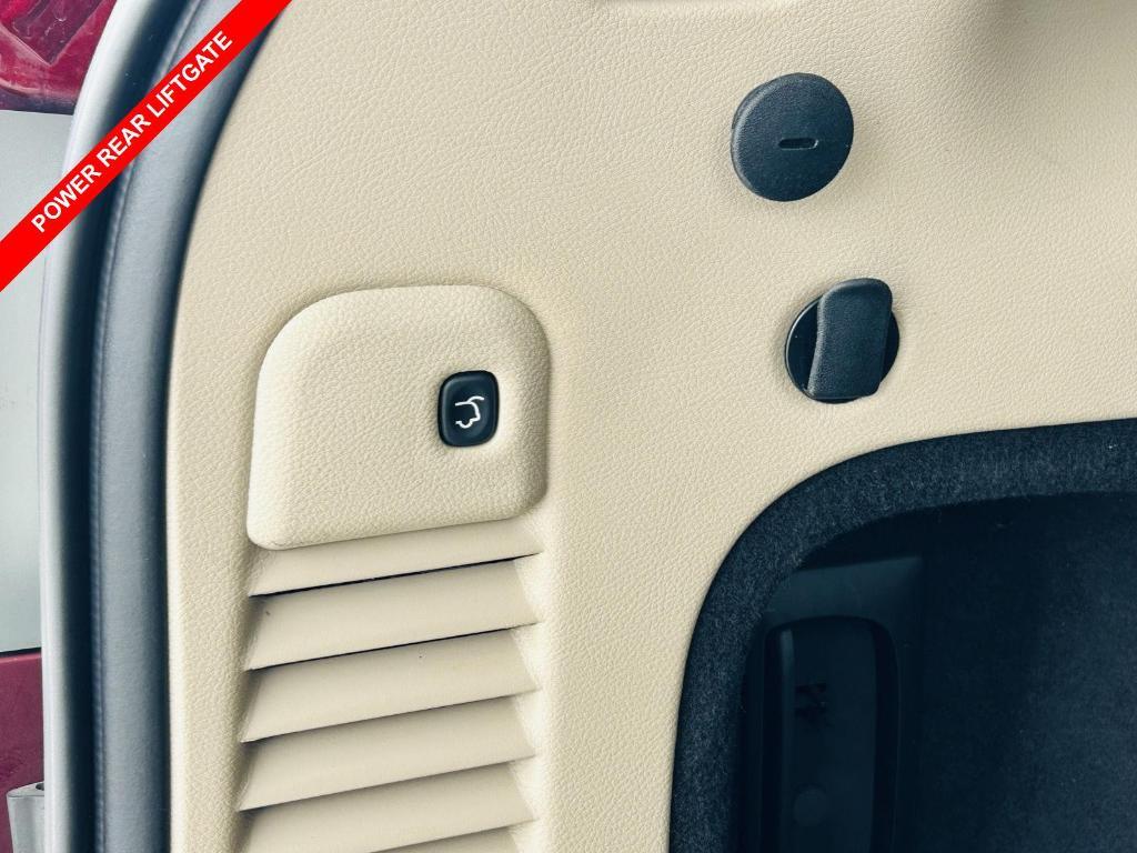 used 2017 Jeep Grand Cherokee car, priced at $15,000