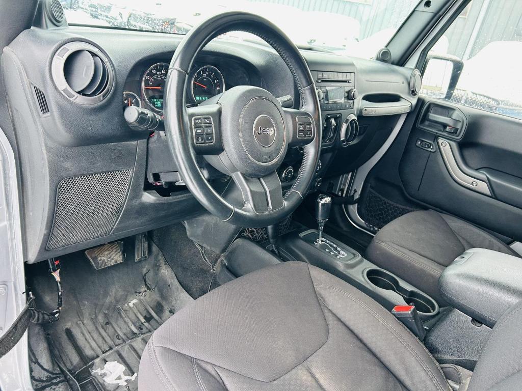 used 2013 Jeep Wrangler Unlimited car, priced at $15,500