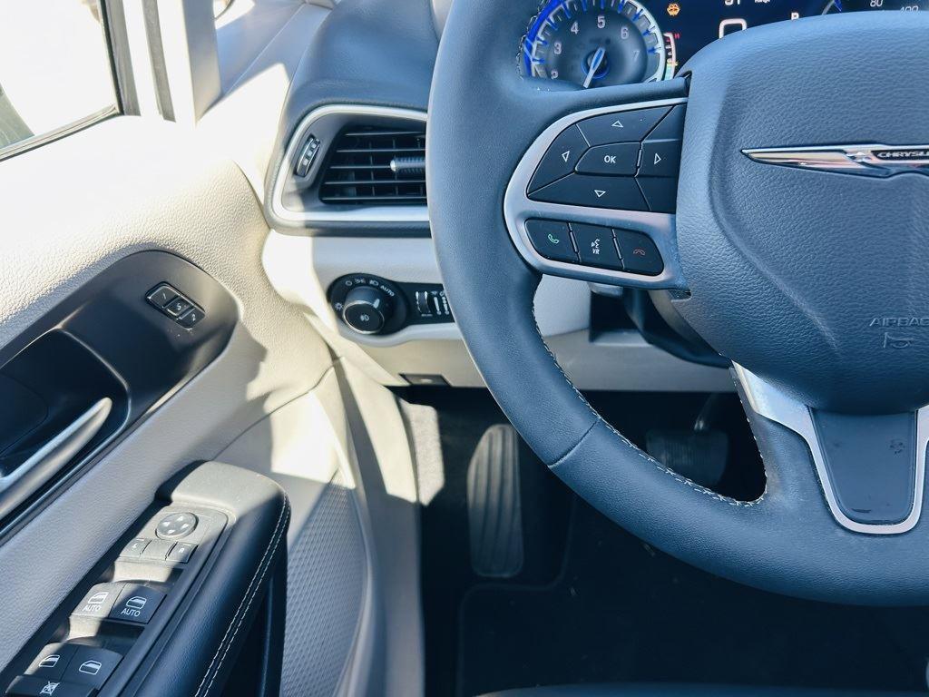 used 2024 Chrysler Pacifica car, priced at $30,500