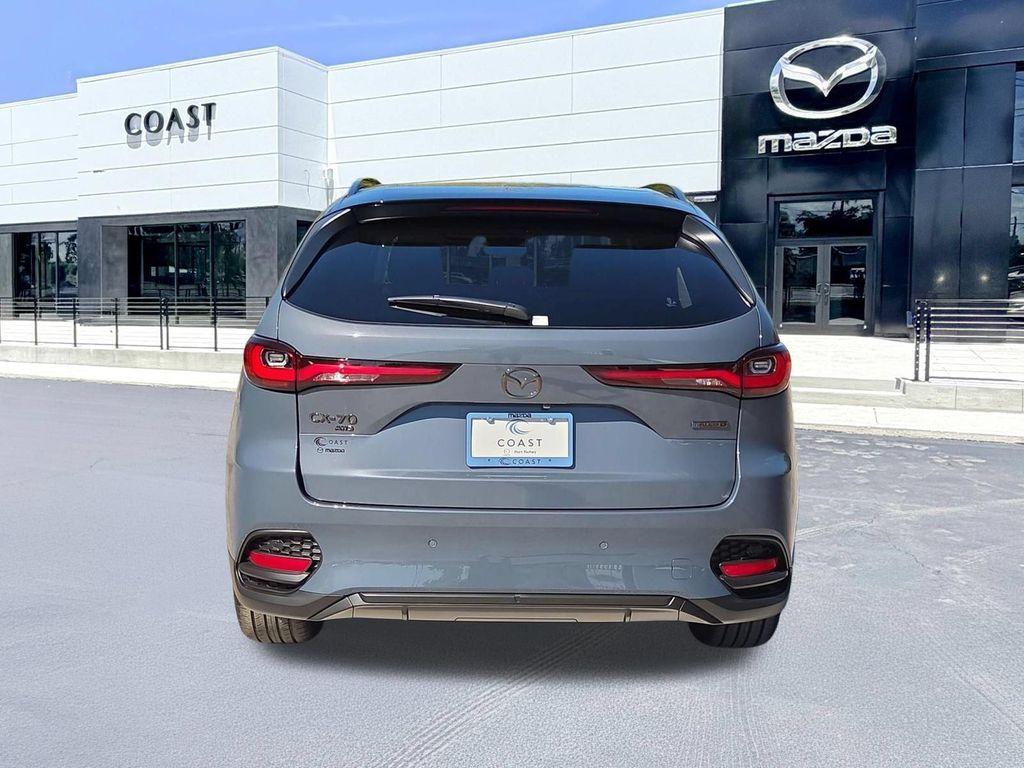 new 2026 Mazda CX-70 car