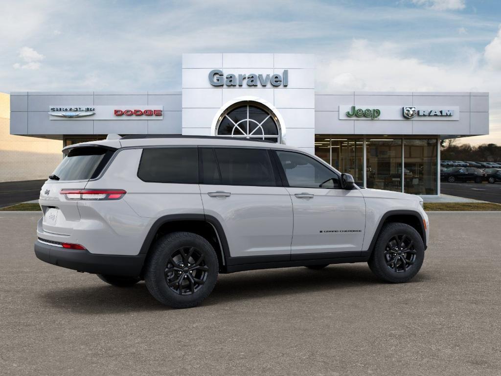 new 2026 Jeep Grand Cherokee L car, priced at $49,930