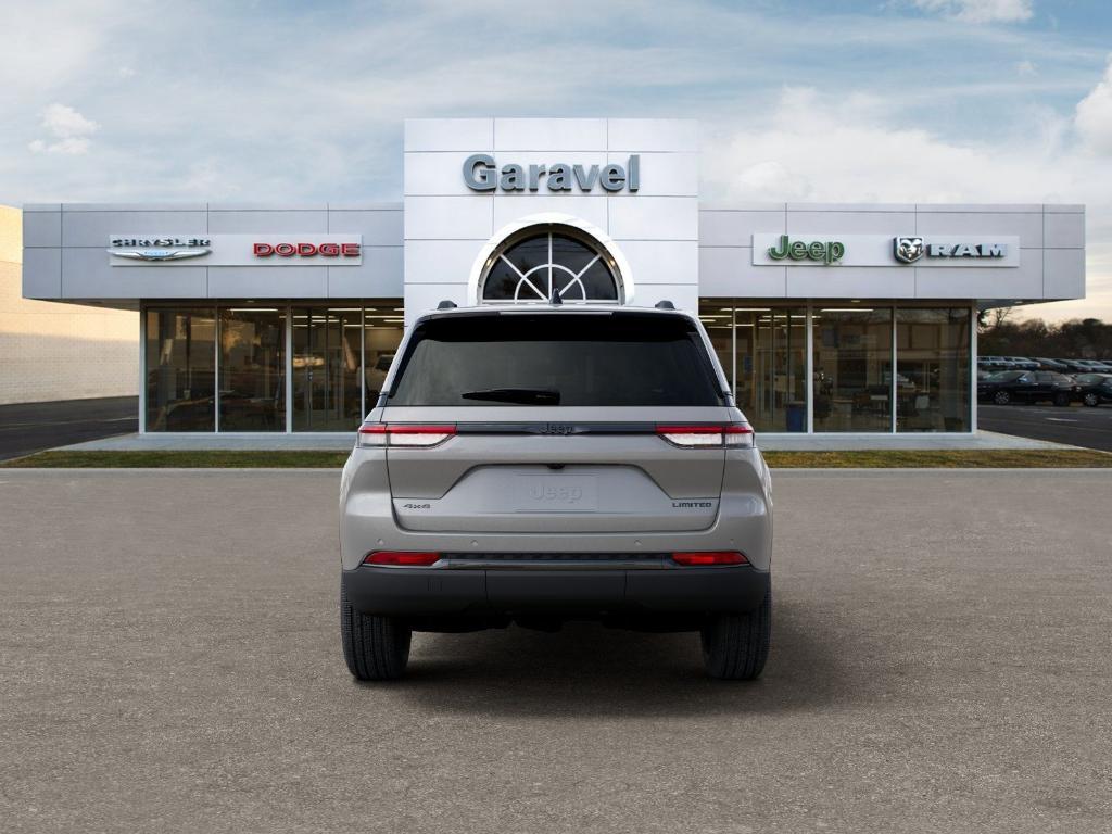 new 2025 Jeep Grand Cherokee car, priced at $50,720