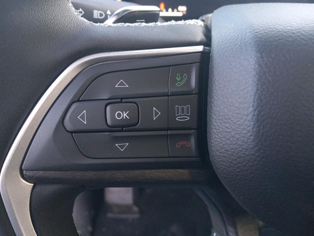 new 2026 Jeep Grand Cherokee car, priced at $50,580