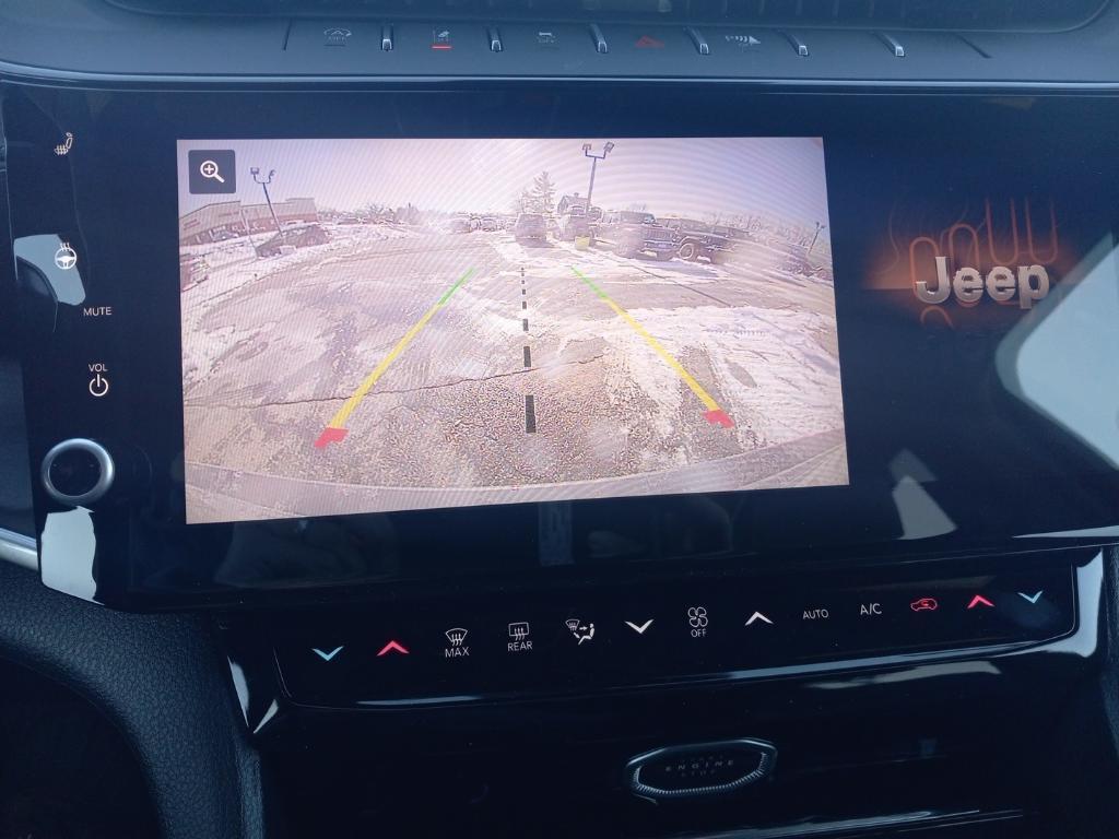 new 2026 Jeep Grand Cherokee car, priced at $49,985