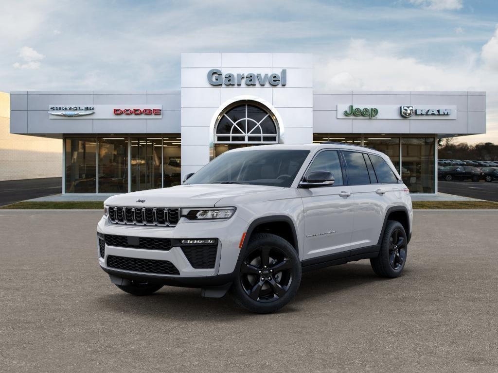 new 2026 Jeep Grand Cherokee car, priced at $49,985