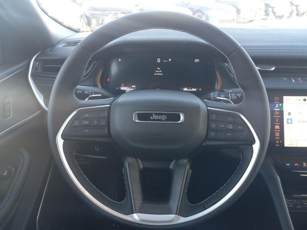 new 2026 Jeep Grand Cherokee car, priced at $49,985