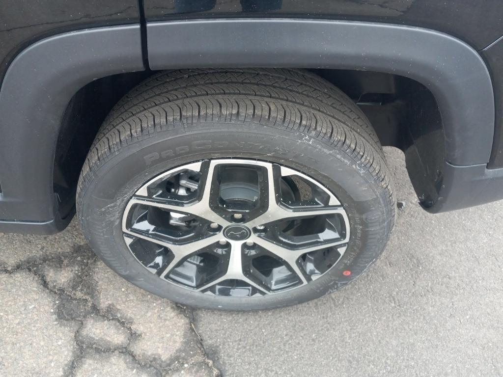 new 2026 Jeep Compass car, priced at $35,480