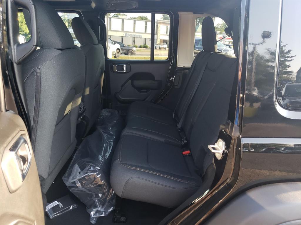 new 2025 Jeep Wrangler car, priced at $54,270