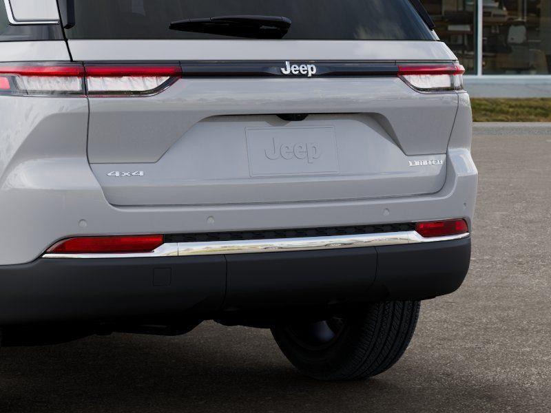new 2026 Jeep Grand Cherokee car, priced at $52,835