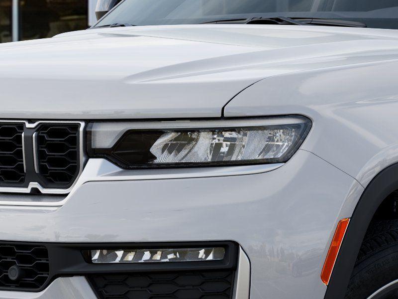 new 2026 Jeep Grand Cherokee car, priced at $52,835