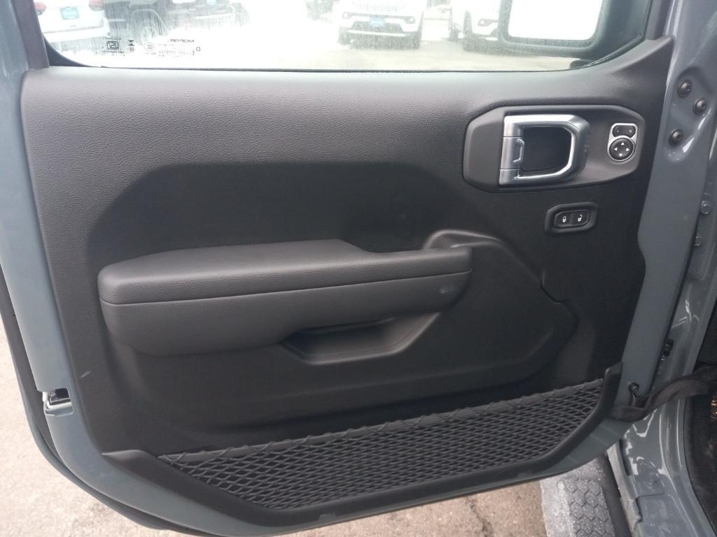 new 2026 Jeep Wrangler car, priced at $51,075