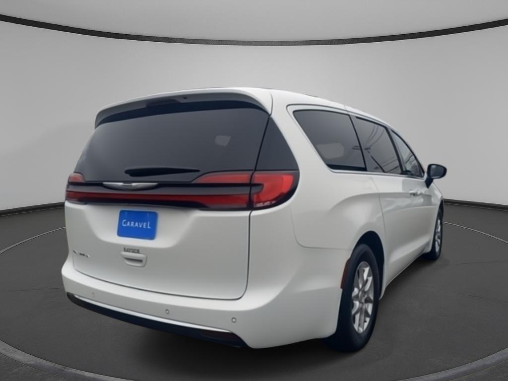 new 2025 Chrysler Pacifica car, priced at $43,499