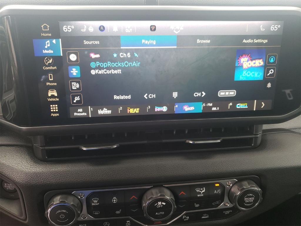 new 2025 Jeep Wrangler car, priced at $53,865