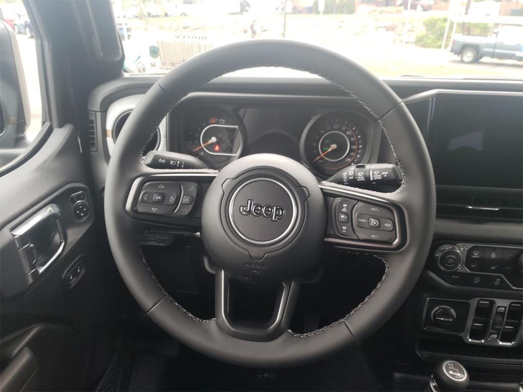 new 2025 Jeep Wrangler car, priced at $53,865