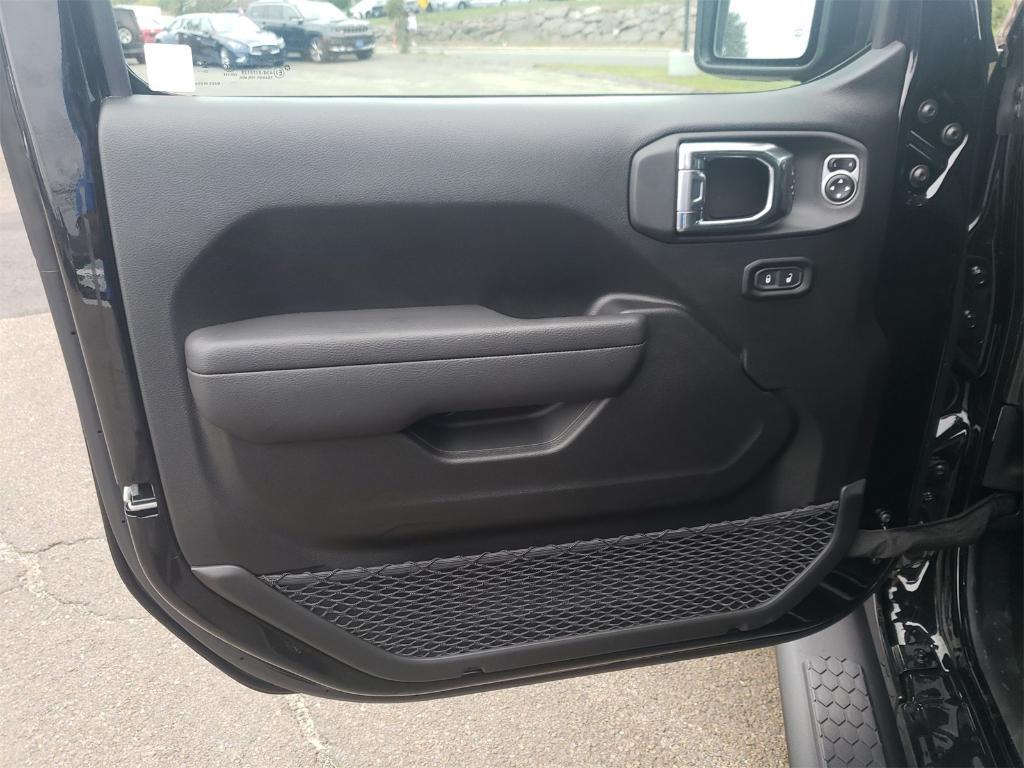 new 2025 Jeep Wrangler car, priced at $53,865